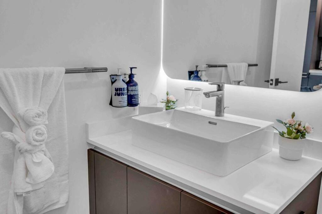 Breathtaking 1Br In The Heart Miami Leilighet Eksteriør bilde