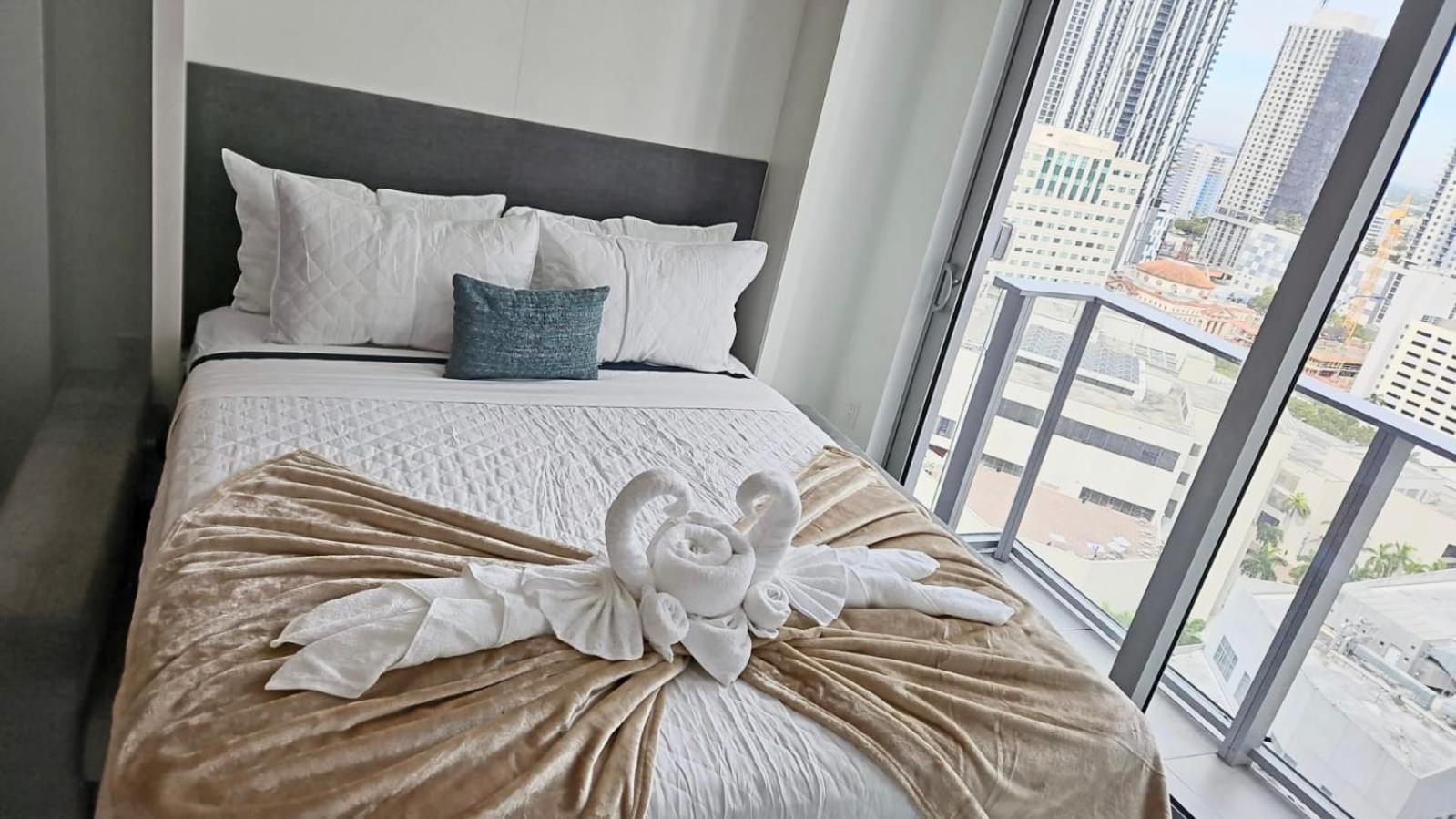 Breathtaking 1Br In The Heart Miami Leilighet Eksteriør bilde